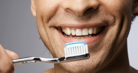 5 dalykai, kurie labai kenkia dantims