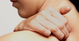 Kaip įveikti nugaros ir kaklo skausmus? Keli naudingi pratimai