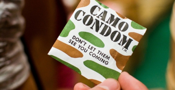 Originalios prezervatyvų pakuotės turintiems humoro jausmą (foto)