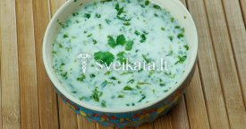 Jogurtinė sriuba su ryžiais ir žalumynais (dovga)