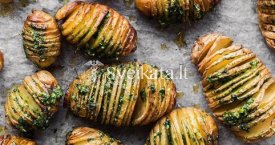 Orkaitėje keptos bulvės su česnako ir anakardžių pesto